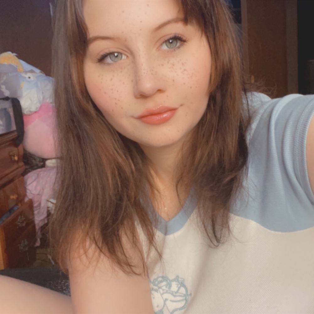 Meet your Posher, Kayla